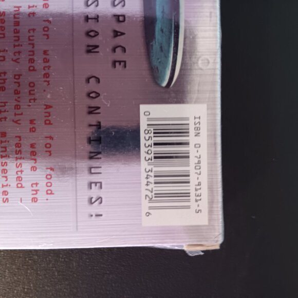 V THE COMPLETE SERIES DVD NEW IN PACKAGE - Picture 3 of 6